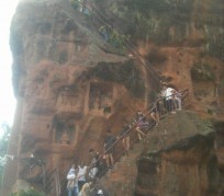新沂乐山旅游攻略(乐山旅游攻略自由行路线推荐)