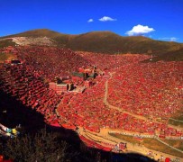 新沂色达旅游攻略(成都到色达旅游攻略)