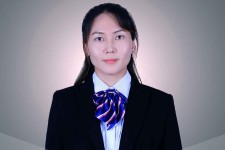新沂商务伴游招聘 微信群里应聘日薪2万“商务伴游” ，女孩人财两失！