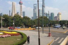 新沂上海自助游(上海自助游团购)