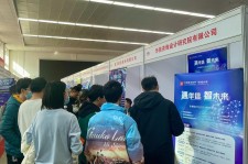 新沂北京伴游招聘 北京各大高校恢复线下招聘会，今年有什么不一样？记者探访