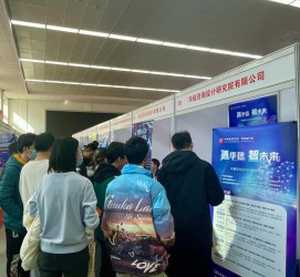 新沂北京伴游招聘 北京各大高校恢复线下招聘会，今年有什么不一样？记者探访