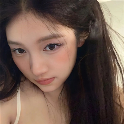 新沂伴游女生张末薇的资料