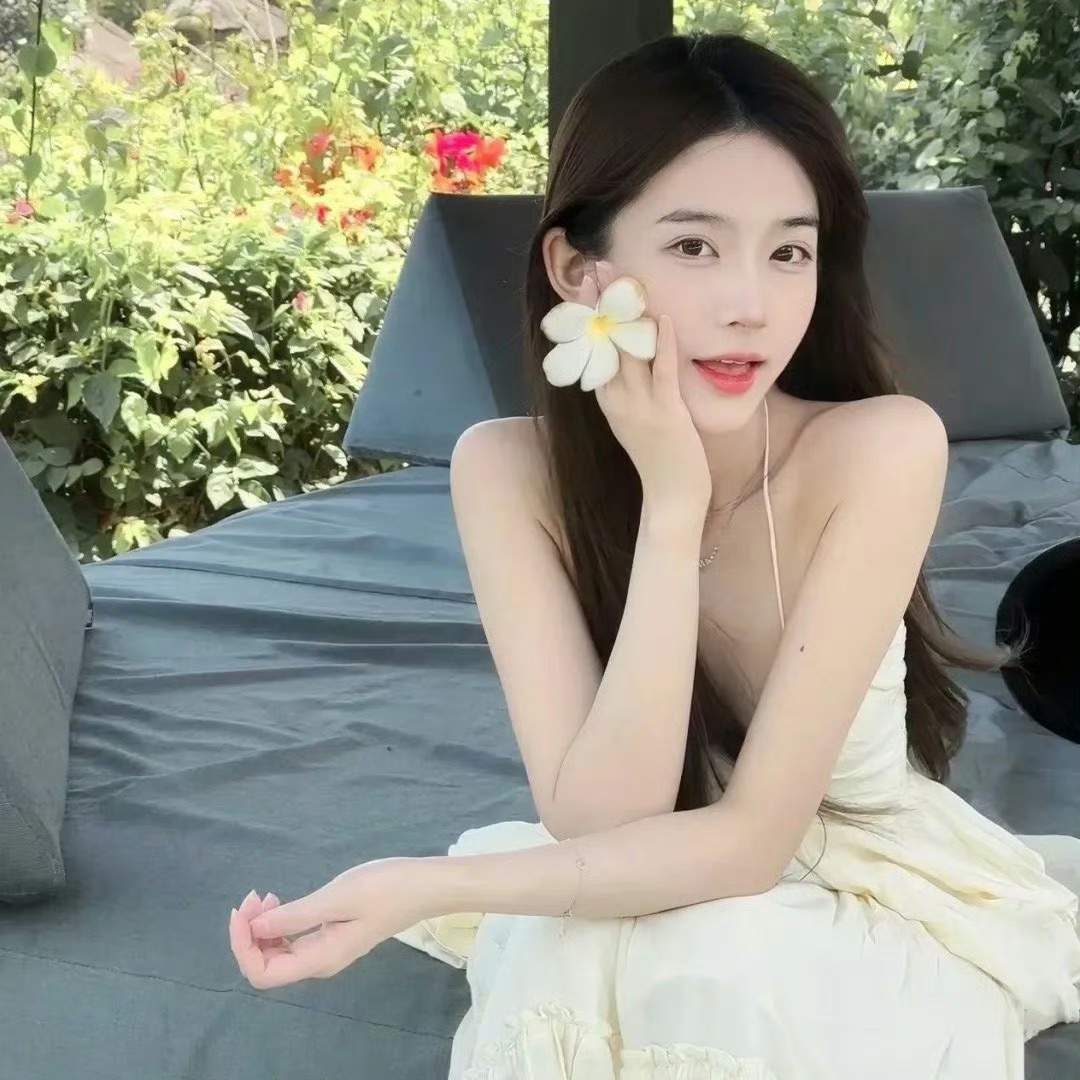 新沂伴游女生Claire的资料