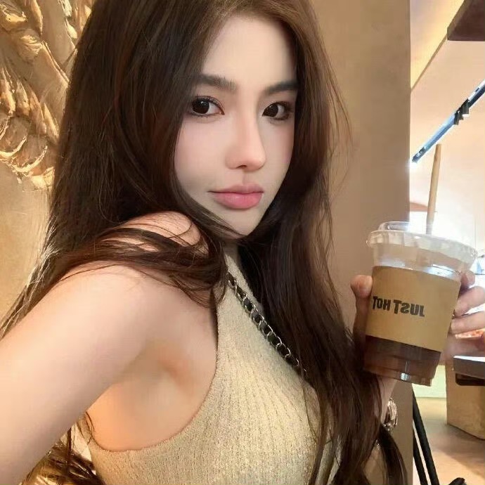 新沂伴游女生阿丽米热·艾美尔的资料