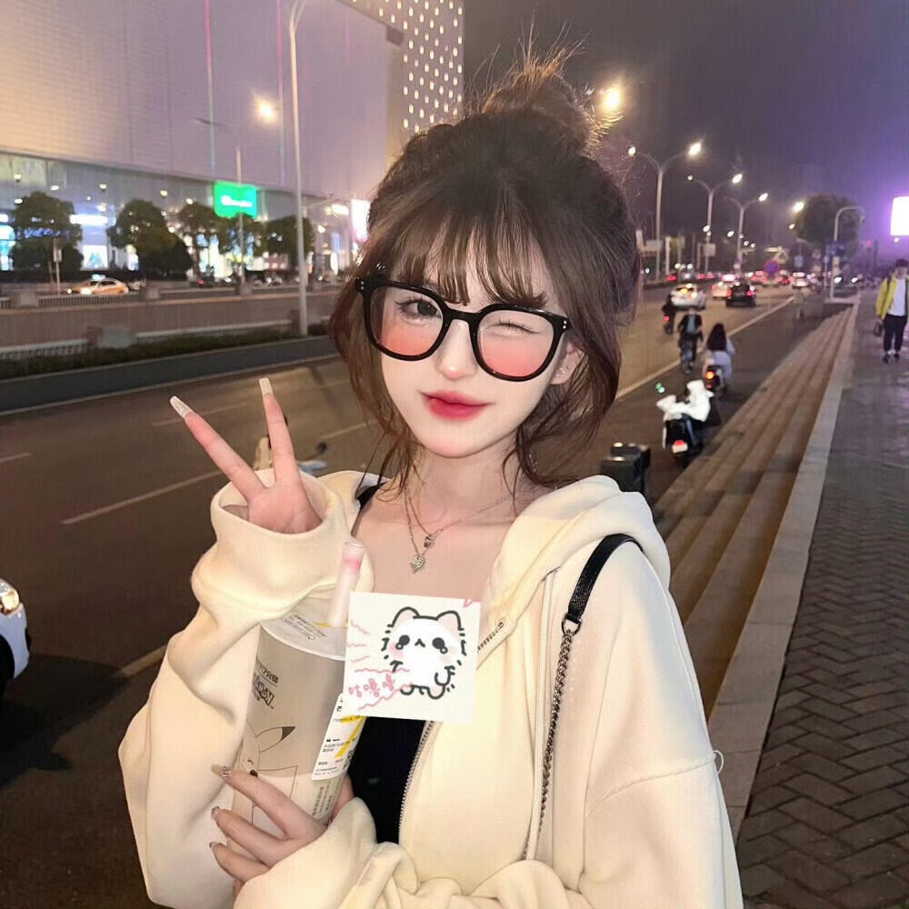 新沂伴游女生KIKI的资料