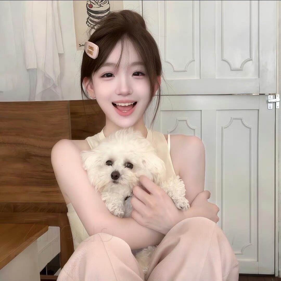 新沂伴游女生周小婷的资料